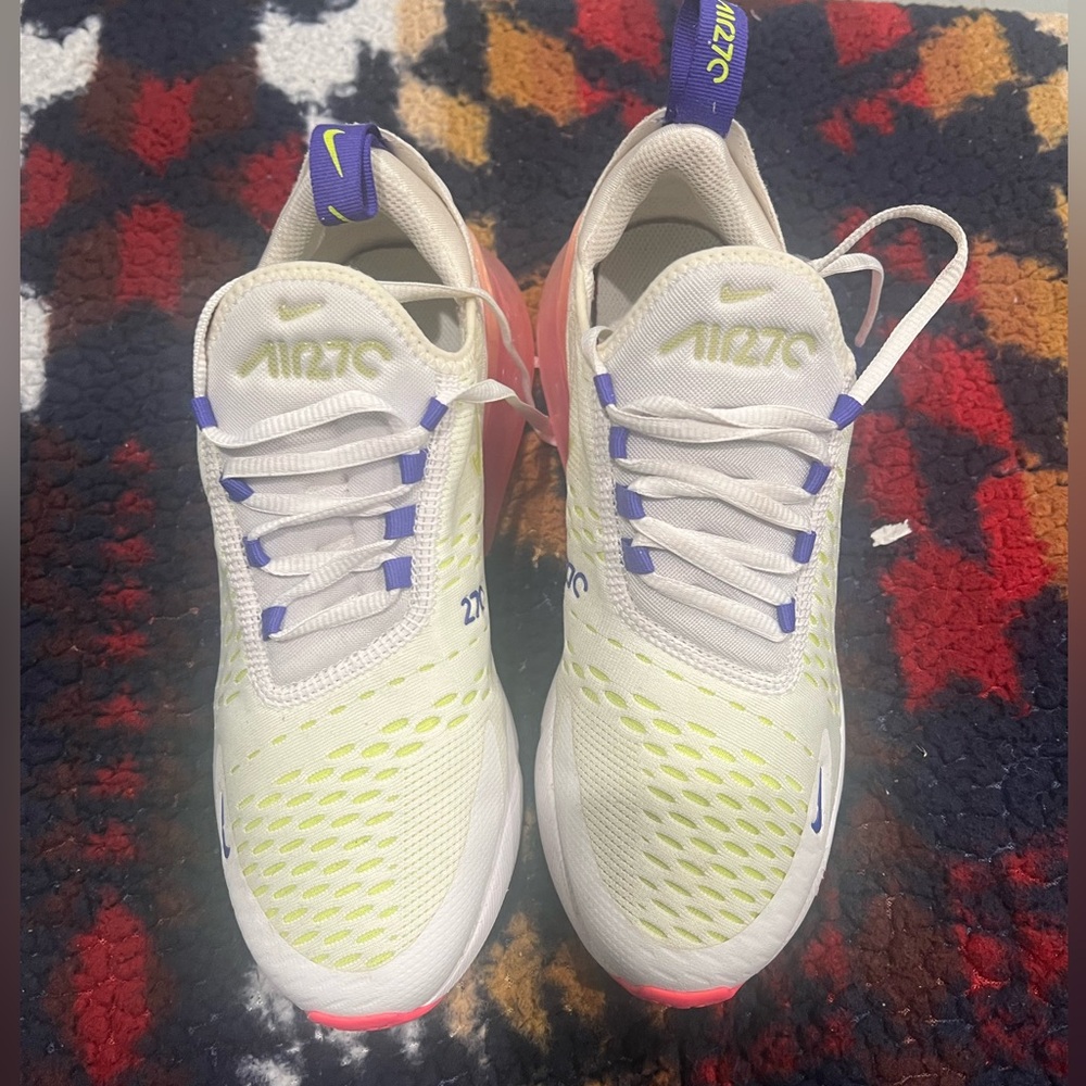 NIKE AIRMAX SIZE 8